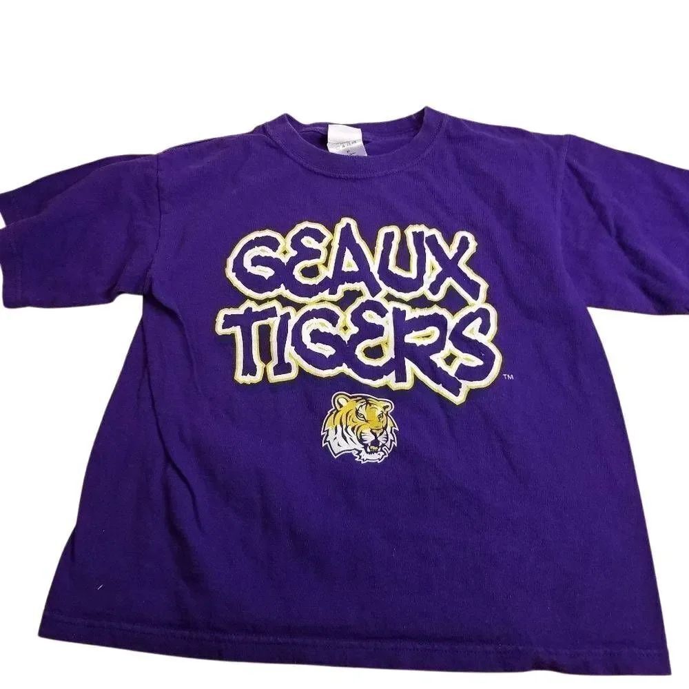 Geaux Tigers tshirt M